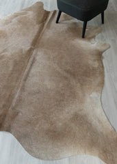 (Rare) Gris Tan Cowhide Rug (Size: 260 x 210 CM) CHR2402