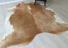 Hereford Brown And White Cowhide Rug (Size: 250 x 220 CM) CHR2403