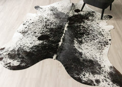 Salt Pepper Black & White Cowhide Rug (Size: 240 X 210 CM) CHR2422