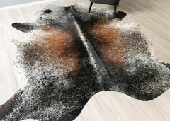 (Rare) Salt Pepper Tri-Color Cowhide Rug (Size: 270 X 230 CM) CHR2430