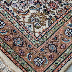 Oriental Agra Hand-Knotted Wool Small Hallway Indian Runner Rug