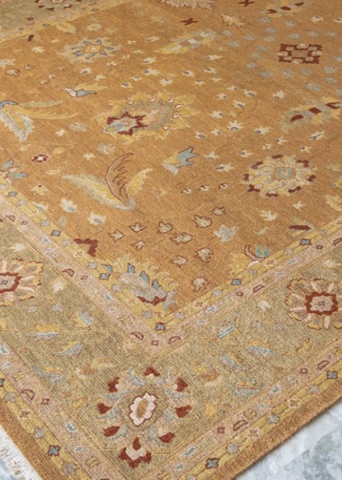 Oriental Heritage Sumac Agra Hand-Knotted Wool Rug