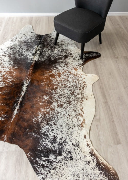 cowhide rug