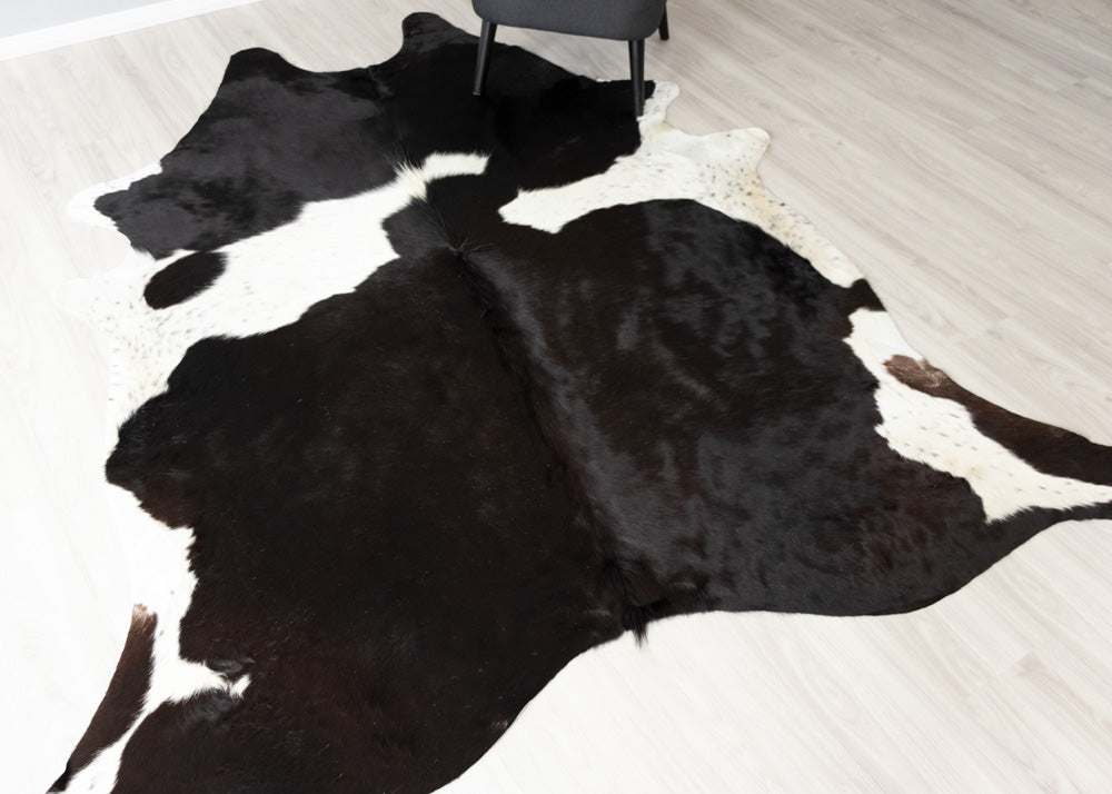cowhide rug