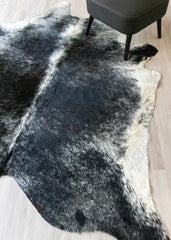 Salt Pepper Black & White Cowhide Rug (Size: 240 X 220 CM) CHR1920
