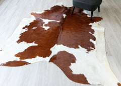 Brown And White Cowhide Rug (Size: 250 X 210 CM) CHR1923