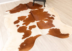 Brown And White Cowhide Rug (Size: 240 X 200 CM) CHR2212