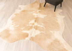 Beige And White Cowhide Rug (Size: 250 X 200 CM) CHR2225
