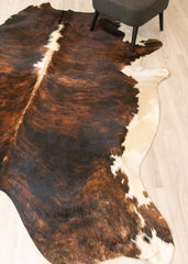 Dark White Spine Belly Brindle Cowhide Rug (Size: 260 X 200 CM) CHR2227
