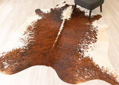 Medium White Spine Belly Brindle Cowhide Rug (Size: 250 X 210 CM) CHR2228