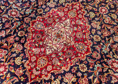 Vintage Isfahan Hand-Knotted Wool Persian Rug (Size: 285 X 390 CM)