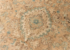 Vintage Isfahan Hand-Knotted Wool Persian Rug (Size: 310 X 510 CM)