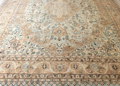 Vintage Nain Hand-Knotted Wool Persian Rug (Size: 300 X 390 CM)