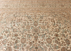 Vintage Isfahan Hand-Knotted Wool Persian Rug (Size: 280 X 400 CM)