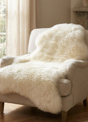 Natural White Long Wool Sheepskin Rug