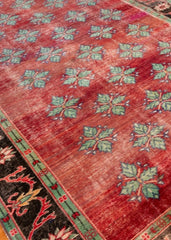 Vintage Hand-Knotted Turkish Rug