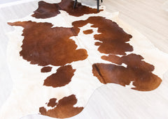 Brown And White Cowhide Rug (Size: 280 X 230 CM) CHR2164
