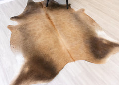 (Rare) Gris Tan Cowhide Rug (Size: 220 x 180 CM) CHR2177