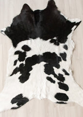 Calfskin - Black/White (Size: 90 X 80 CM) CS627