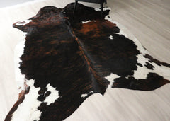Exotic Tricolor Cowhide Rug (Size: 230 X 200 CM) CHR2736