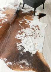 (Rare) Salt Pepper Tri-Color Cowhide Rug (Size: 240 X 220 CM) CHR2451