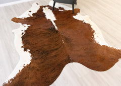 Medium White Spine Belly Brindle Cowhide Rug (Size: 230 X 200 CM) CHR2149