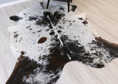 Salt Pepper Tri-Color Cowhide Rug (Size: 220 X 190 CM) CHR2101