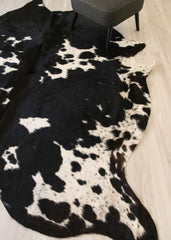 Black And White Cowhide Rug (Size: 260 X 230 CM) CHR2157