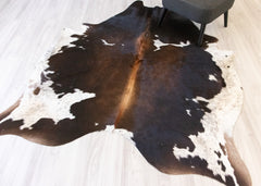 Reddish Cowhide Rug (Size: 210 X 170 CM) CHR2114