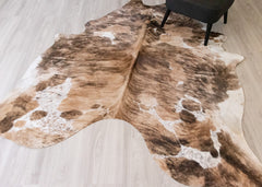 (Rare) Exotic Tricolor Cowhide Rug (Size: 220 X 210 CM) CHR2069