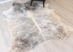 (Rare) Grey Brindle Cowhide Rug (Size: 240 X 190 CM) CHR2076