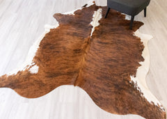 Medium White Spine Belly Brindle Cowhide Rug (Size: 230 X 190 CM) CHR2079