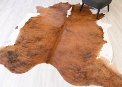 Medium White Spine Belly Brindle Cowhide Rug (Size: 250 X 220 CM) CHR2081