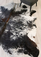 Salt Pepper Tri-Color Cowhide Rug (Size: 230 X 210 CM) CHR2131