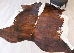 Dark White Spine Belly Brindle Cowhide Rug (Size: 250 X 220 CM) CHR2085