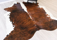Dark White Spine Belly Brindle Cowhide Rug (Size: 250 X 220 CM) CHR2085