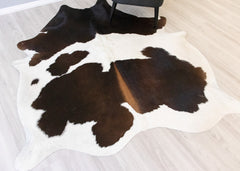 Reddish Cowhide Rug (Size: 200 X 170 CM) CHR2112