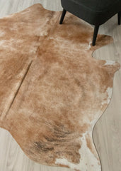 Beige And White Cowhide Rug (Size: 190 X 180 CM) CHR2523