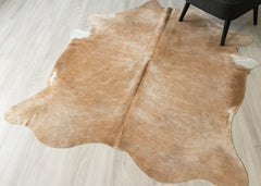 (Rare) Palomino Cowhide Rug (Size: 200 X 170 CM) CHR2524