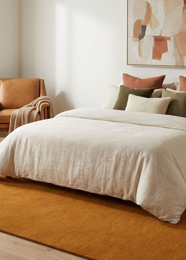 Earth wool rug in modern bedroom