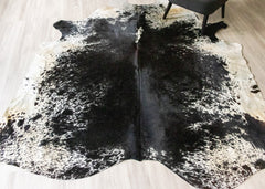 Salt Pepper Black & White Cowhide Rug (Size: 250 X 240 CM) CHR1837