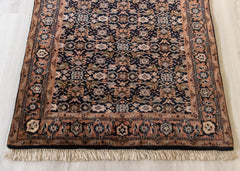 Oriental Agra Hand-Knotted Floral Wool Hallway Runner Rug – 95 x 170 cm