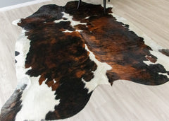 Exotic Tricolor Cowhide Rug (Size: 230 X 220 CM) CHR2007