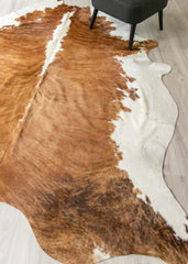 Medium White Spine Belly Brindle Cowhide Rug (Size: 280 X 240 CM) CHR2331