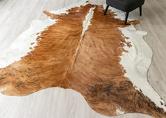 Medium White Spine Belly Brindle Cowhide Rug (Size: 280 X 240 CM) CHR2331