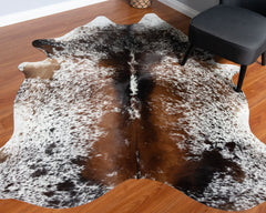 Salt Pepper Tri-Color Cowhide Rug