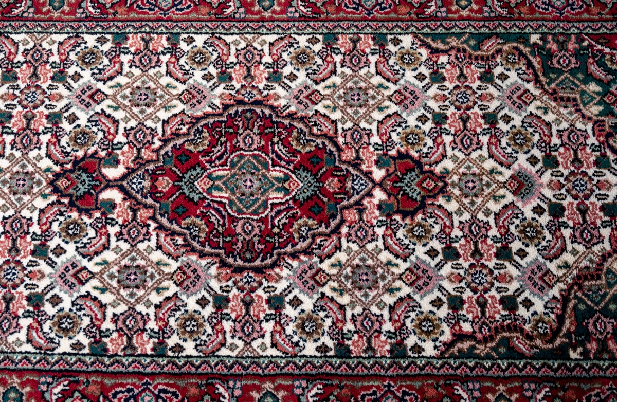 Oriental Agra Hand-Knotted Wool Hallway Runner Rug