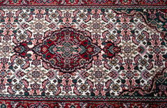 Oriental Agra Hand-Knotted Wool Hallway Runner Rug