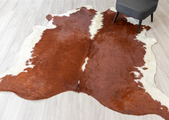 Hereford Brown And White Cowhide Rug (Size: 240 x 210 CM)