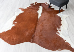 Hereford Brown And White Cowhide Rug (Size: 230 x 210 CM)